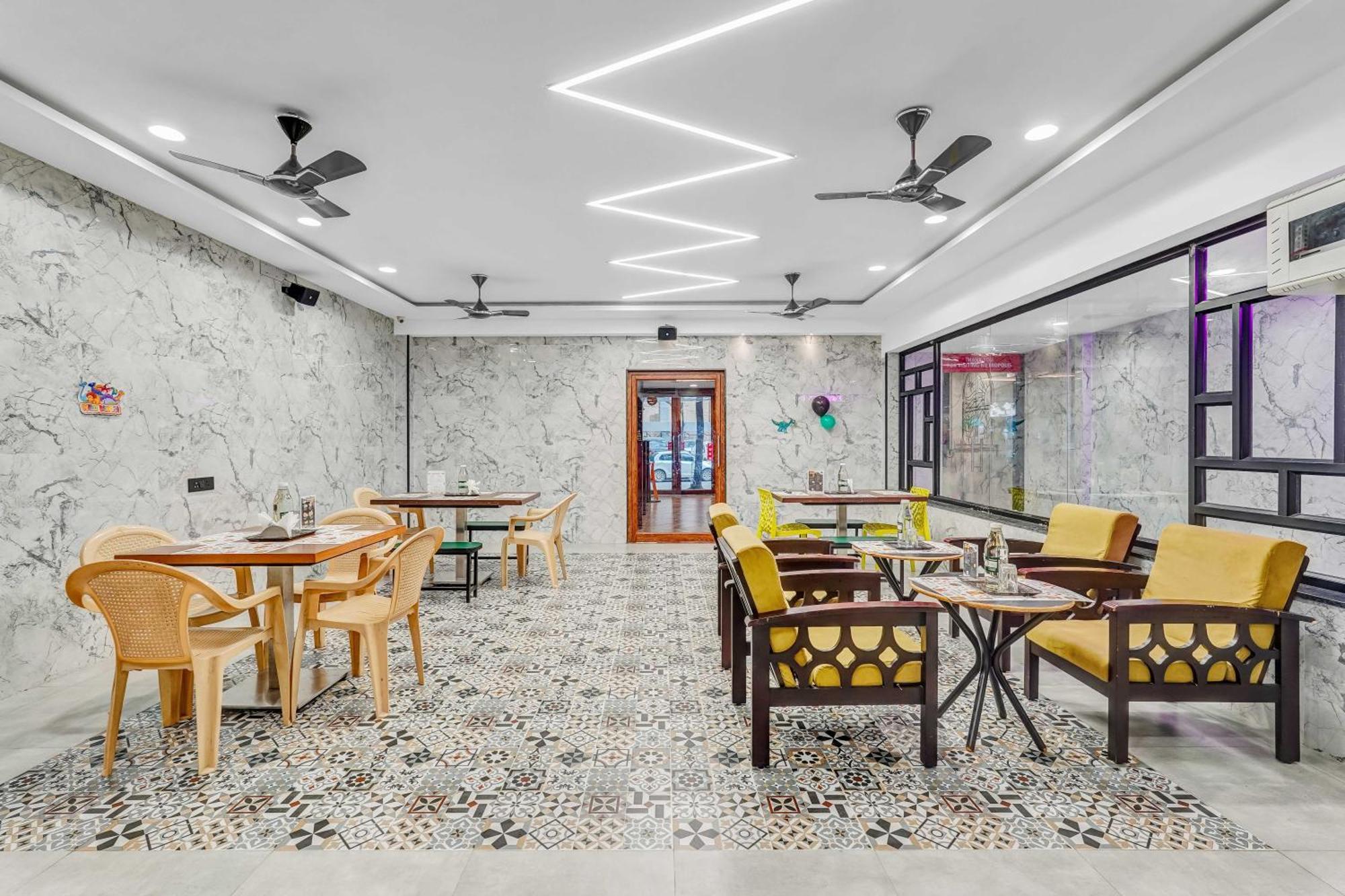 Season 4 Residences - Teynampet Near Apollo Hospital ,Balaji Dental, Us Consulate Ченай Екстериор снимка